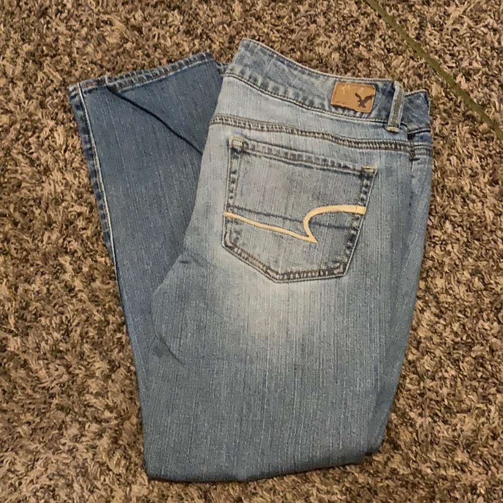 American Eagle Artist crop Jean size 8